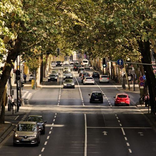 Kritik an Klimapolitik: Gefahr für die Autoindustrie